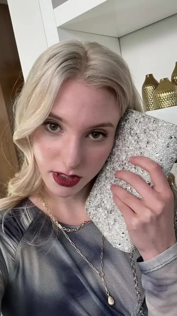 Episode 10 of The Double Life of My Billionaire Husband