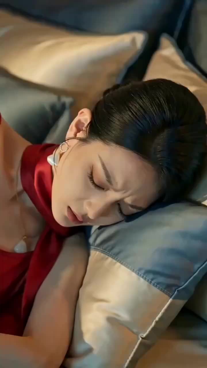 Episode 6 of The Dragon Lord Comes Home