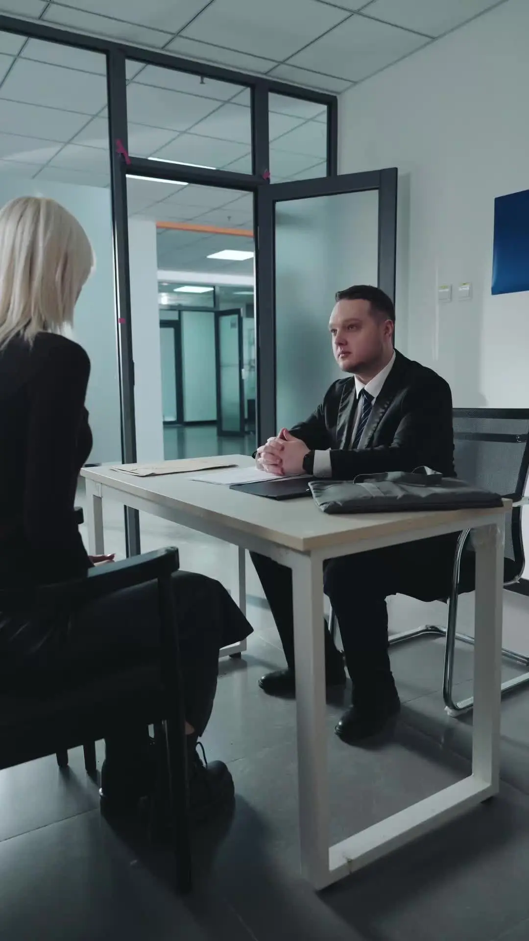 Episode 21 of The Escaping Mistress