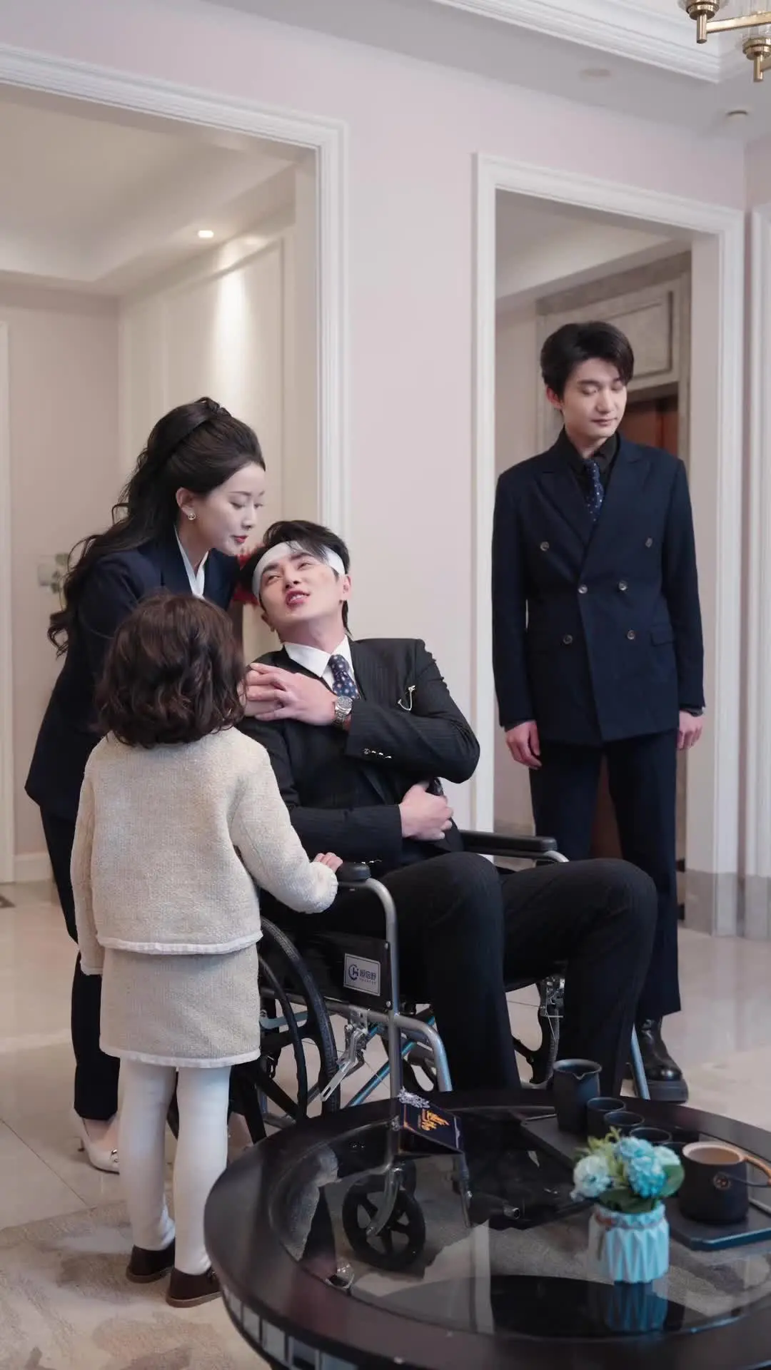 Episode 10 of The Family Plan: Love Strikes Twice