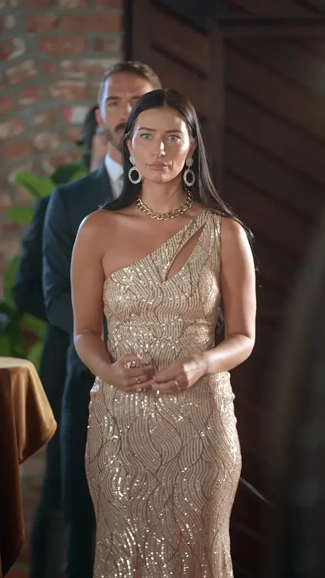Episode 28 of The Fashion Queen Returns
