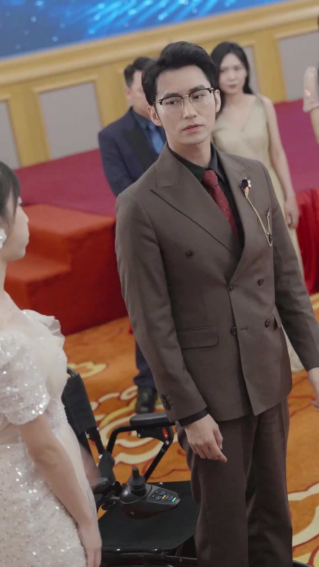 Episode 35 of The Foolish Stand-in Bride Is a Boss
