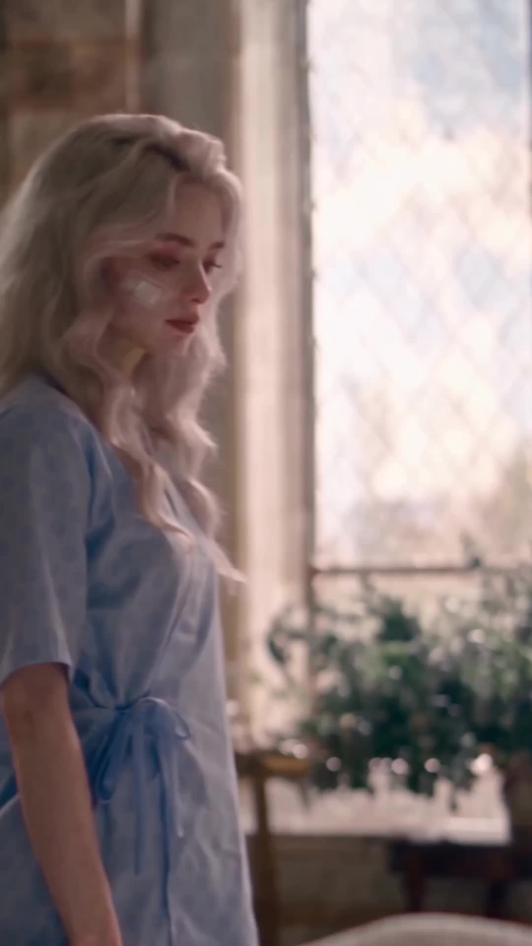 Episode 10 of The Frozen Lycan King Claims His Bride