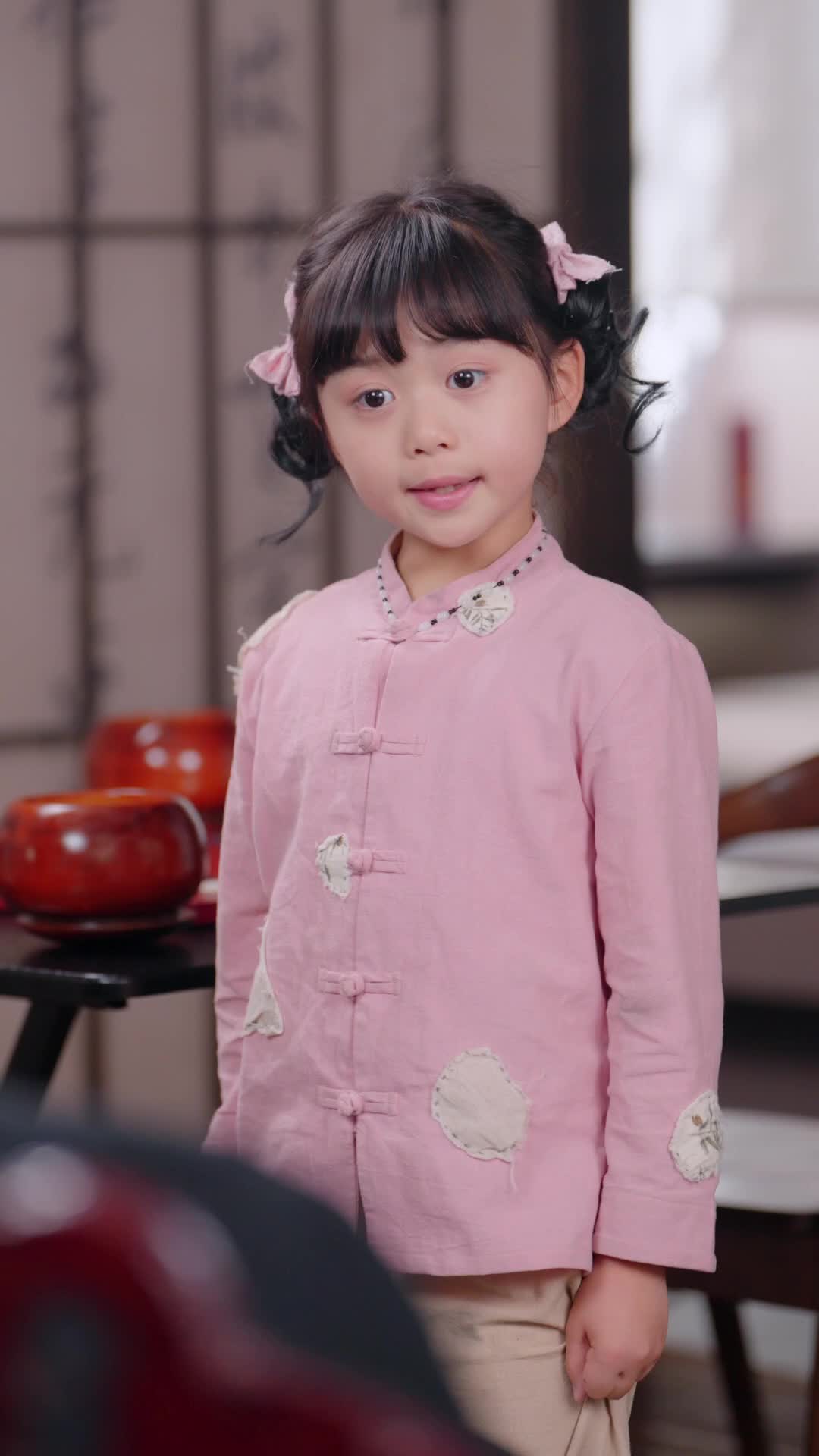 Episode 13 of The Go-Between Girl