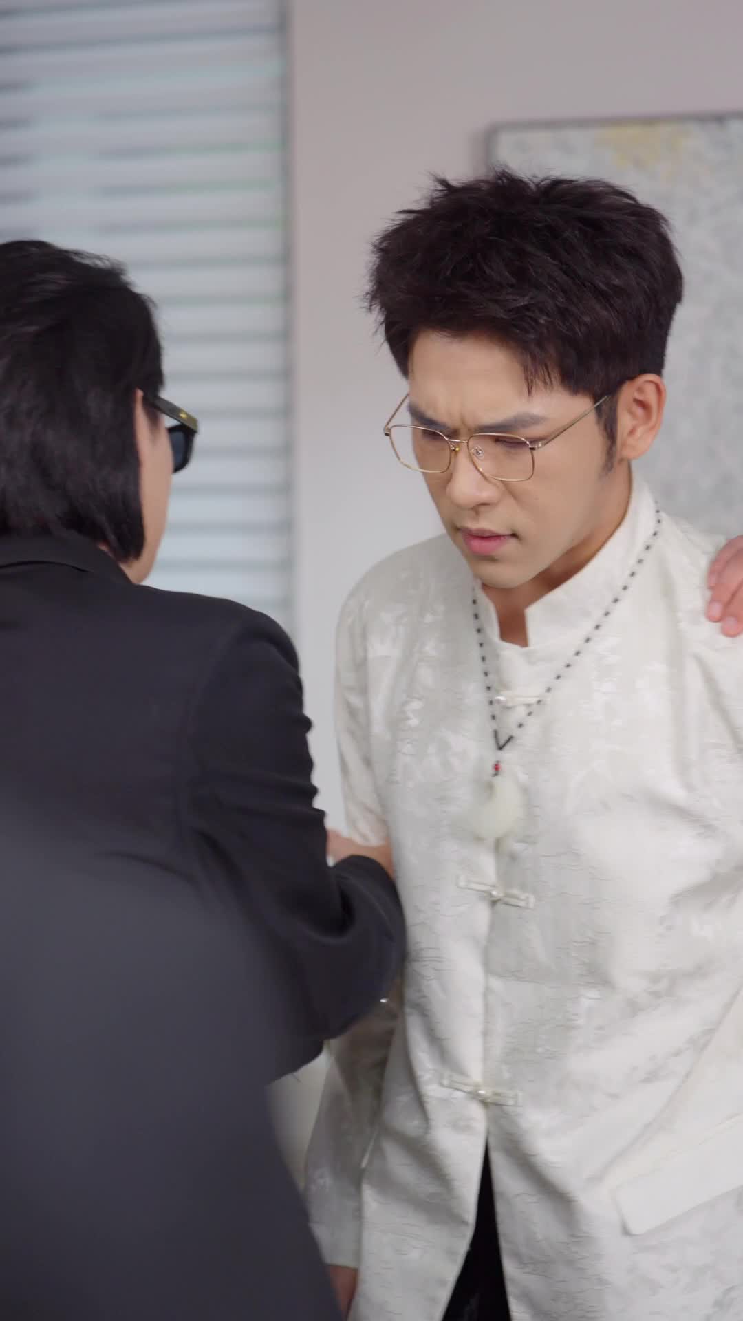Episode 45 of The Go-Between Girl