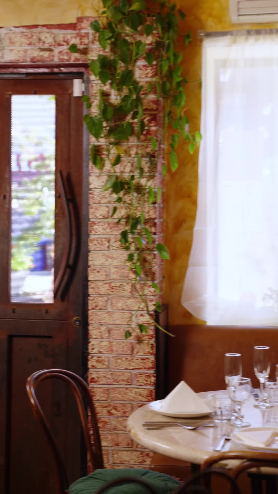 Episode 45 of The Gourmet CEO Turns out to Be My Baby's Dad