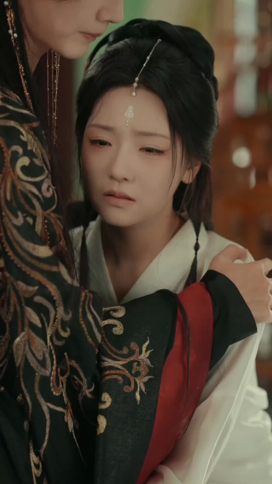 Episode 102 of The Healer’s Secret