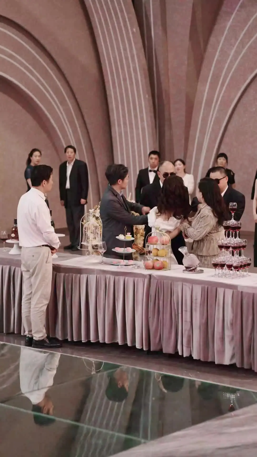 Episode 21 of The Heiress Can't Catch a Break