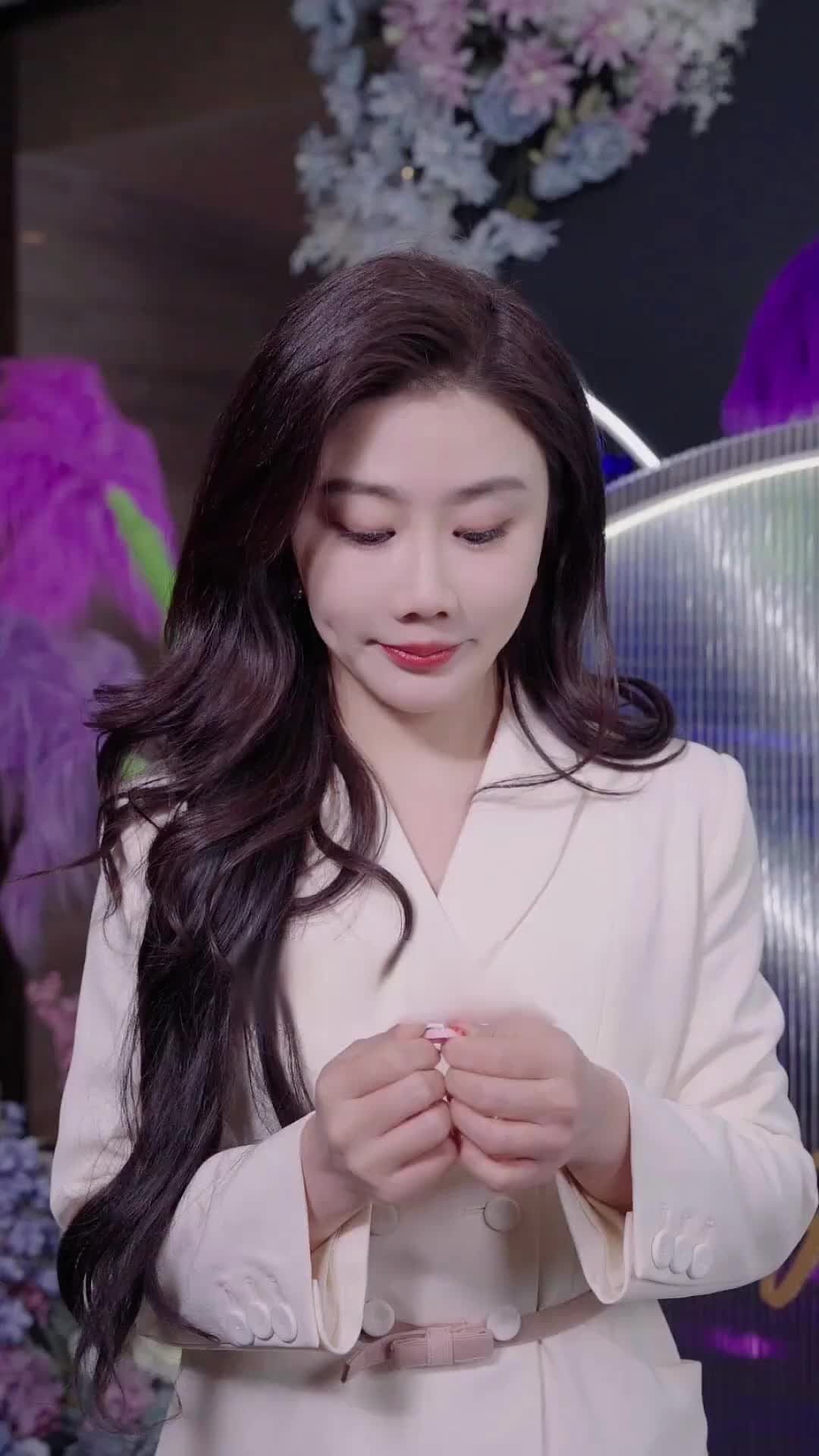 Episode 14 of The Heiress Doesn't Care at All