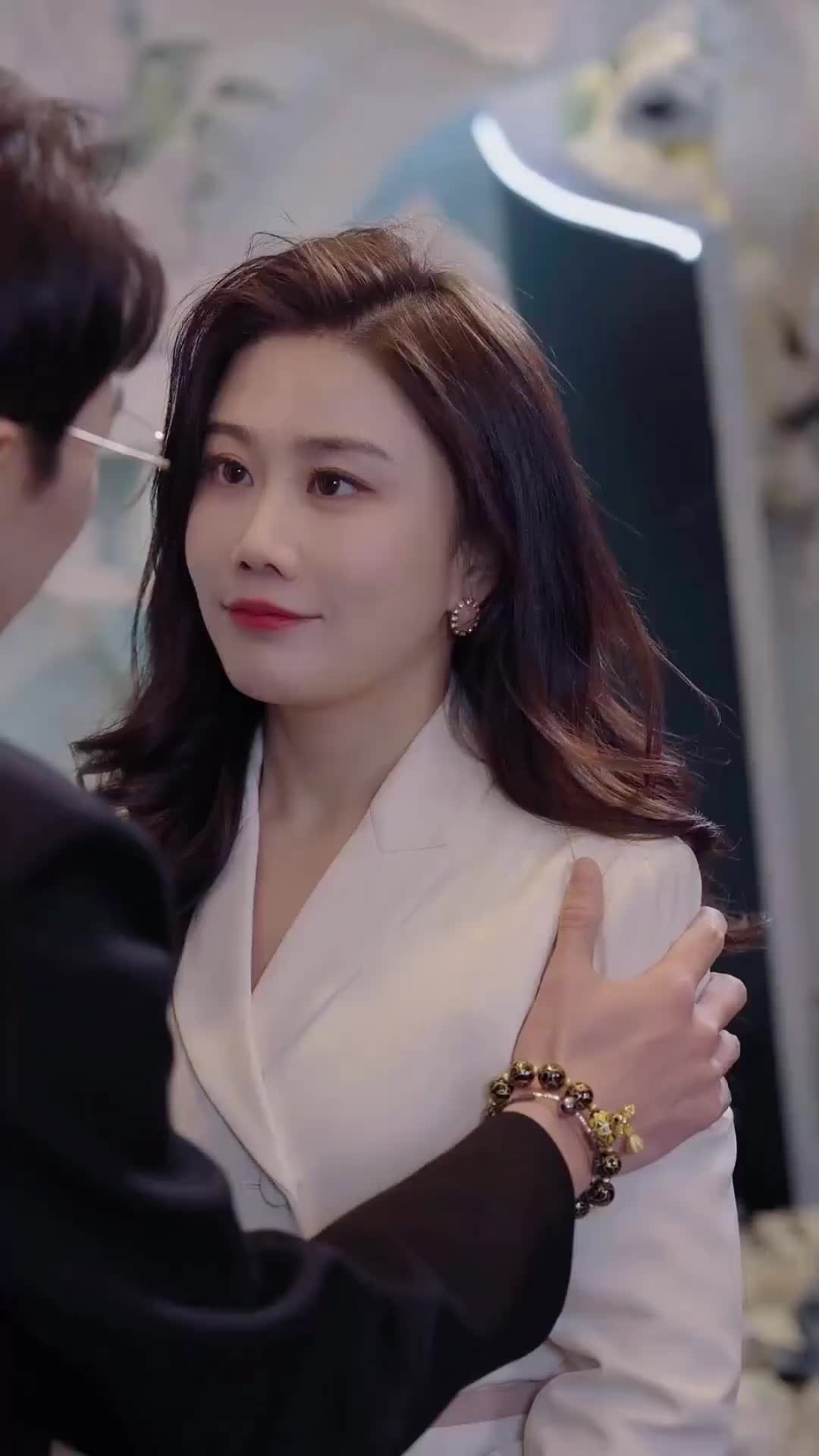 Episode 28 of The Heiress Doesn't Care at All