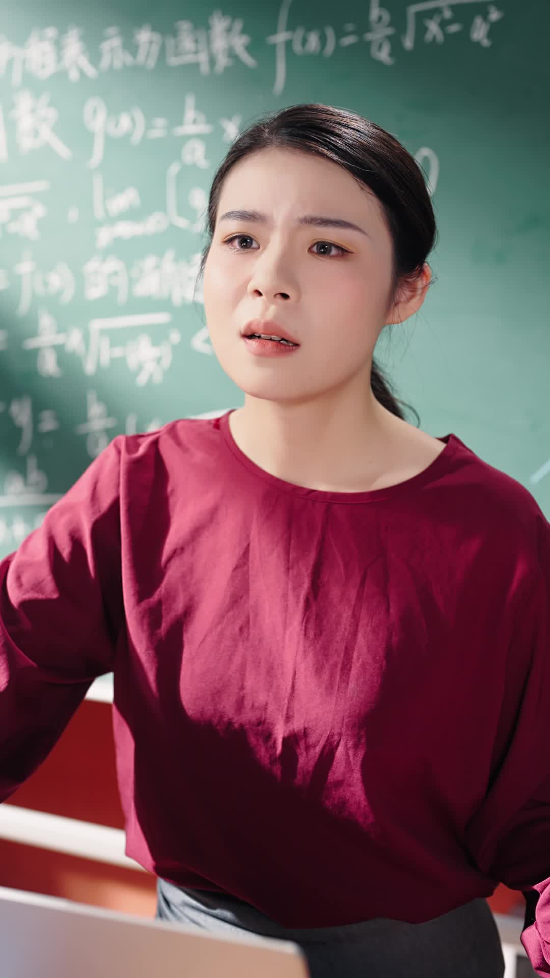 Episode 8 of The Heiress's PhD Boyfriend