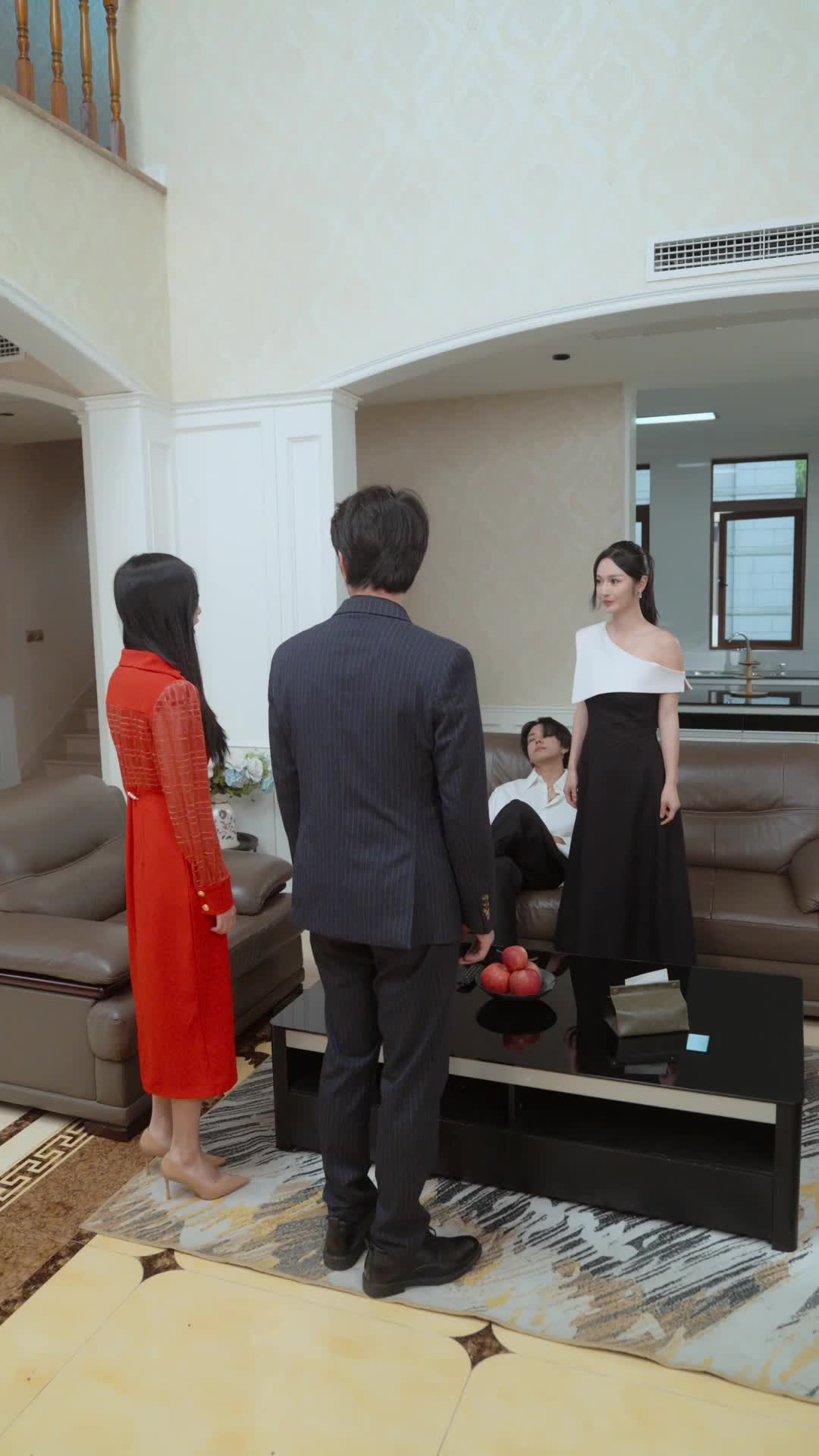 Episode 53 of The Heiress's Regret: Spoiled by Her Three Brothers