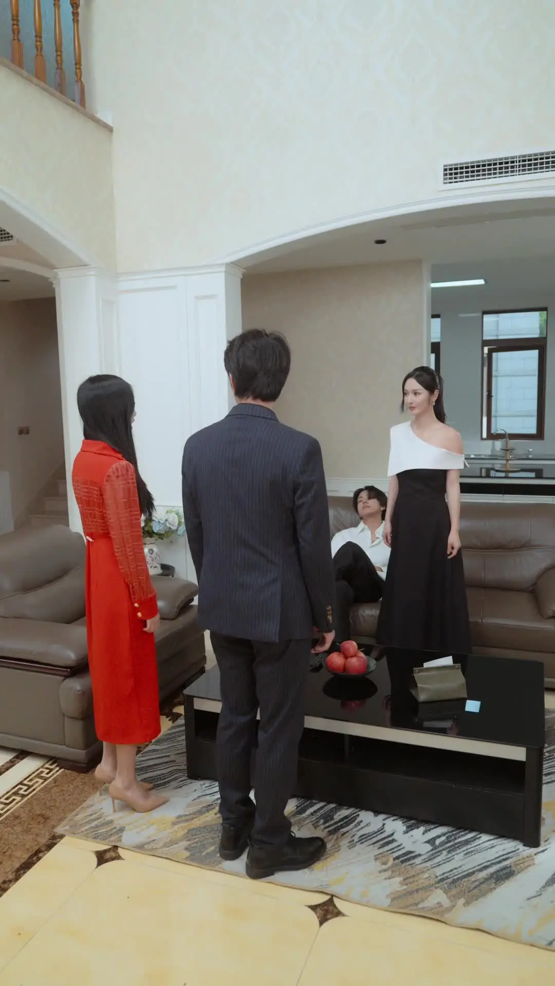 Episode 53 of The Heiress's Regret: Spoiled by Her Three Brothers