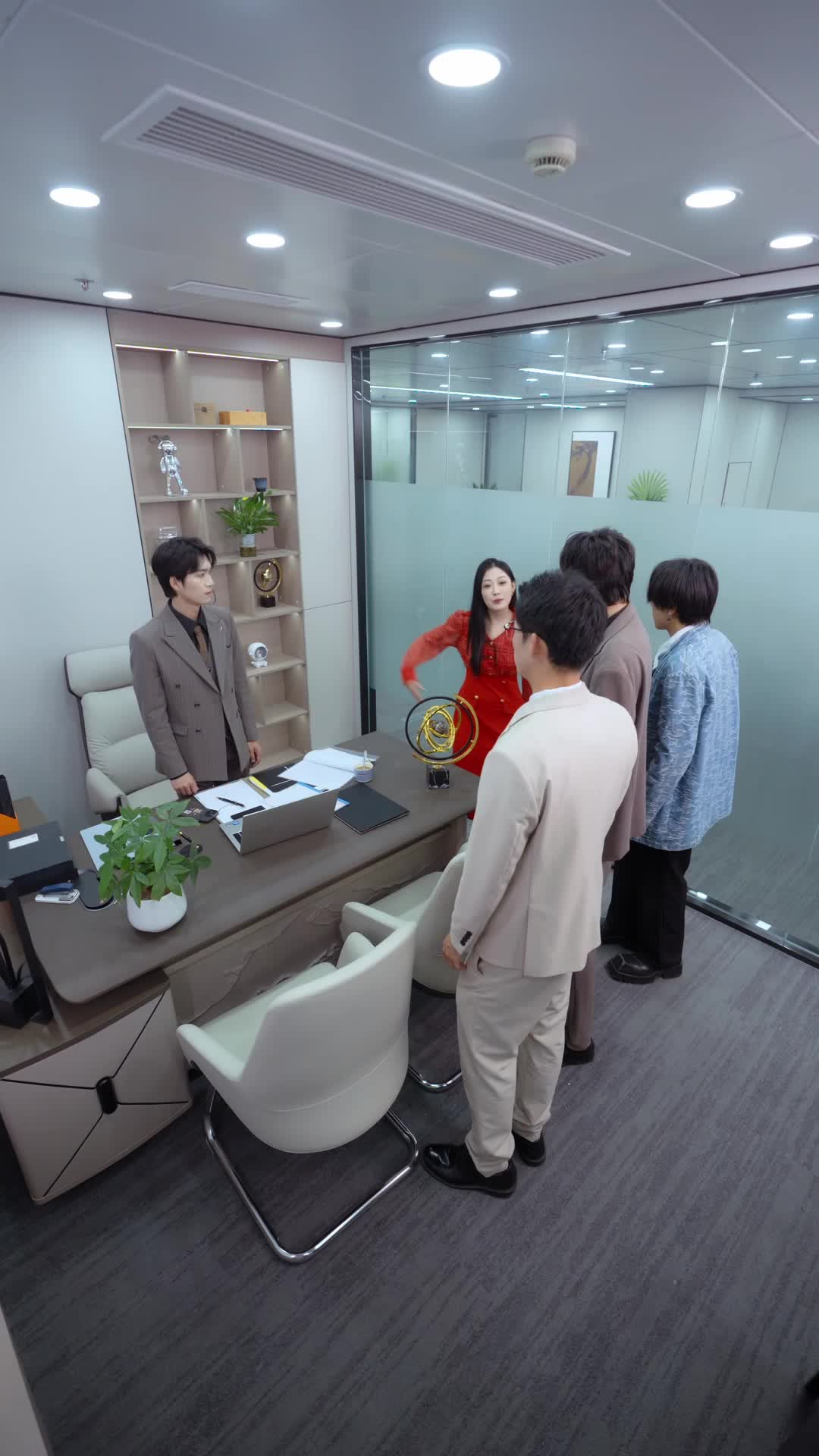 Episode 70 of The Heiress's Regret: Spoiled by Her Three Brothers