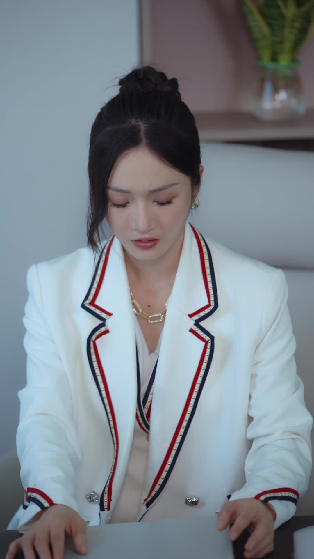 Episode 72 of The Heiress's Regret: Spoiled by Her Three Brothers