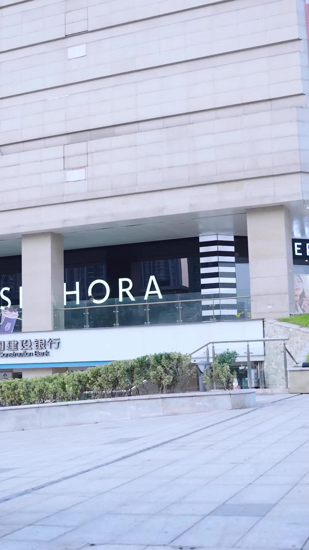 Episode 14 of The Heiress vs. The Fake