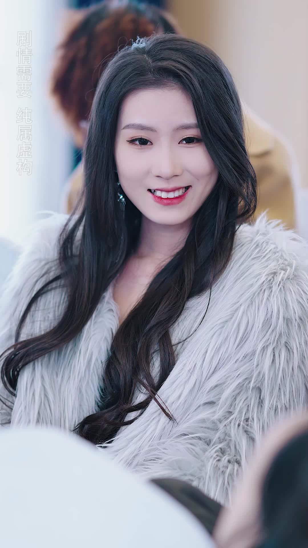 Episode 21 of The Heiress vs. The Fake