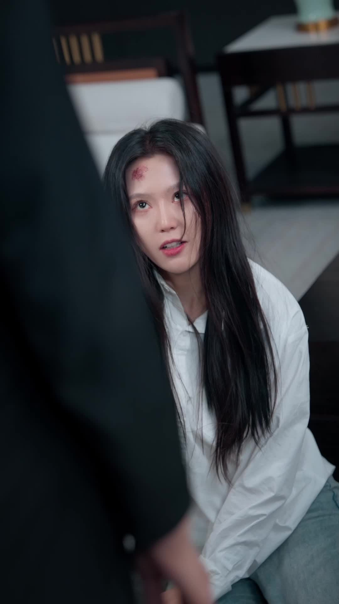 Episode 12 of The Heiress You Don't Touch