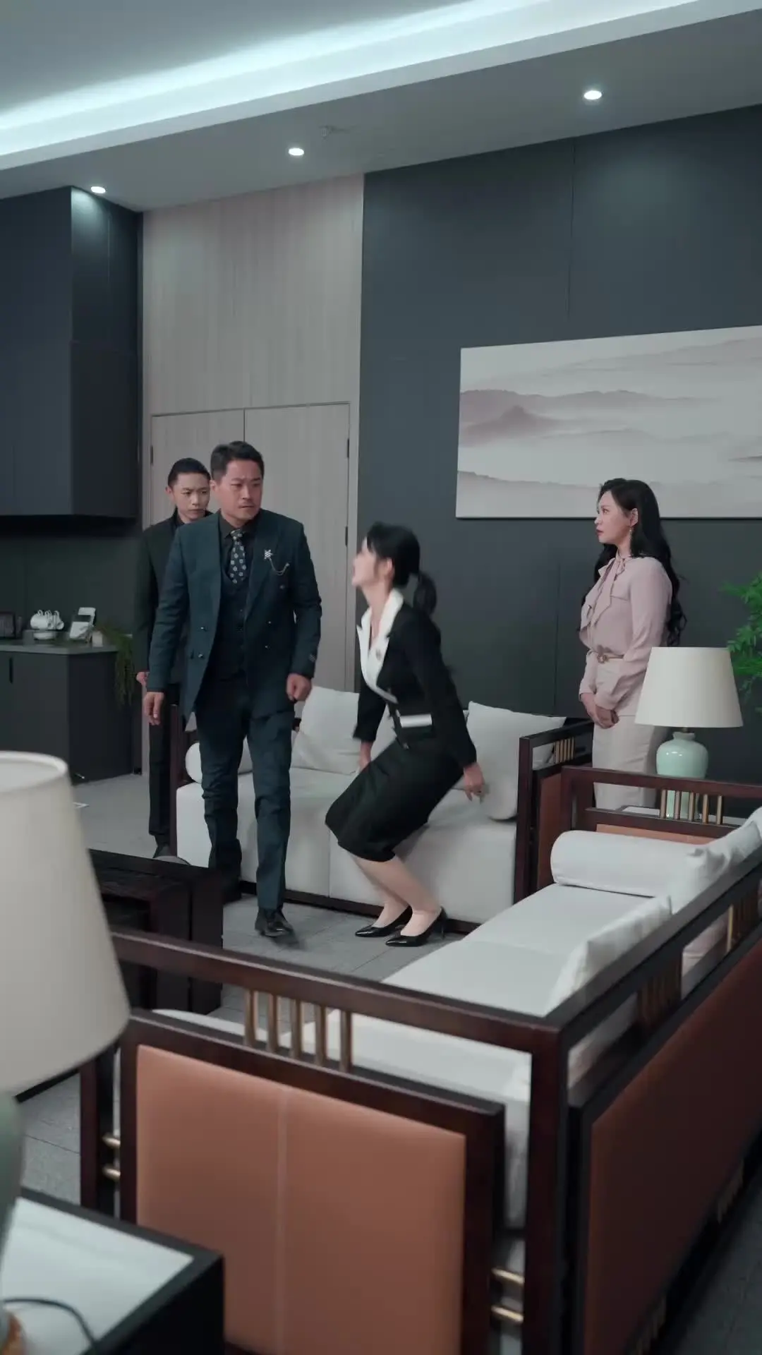 Episode 24 of The Heiress You Don't Touch
