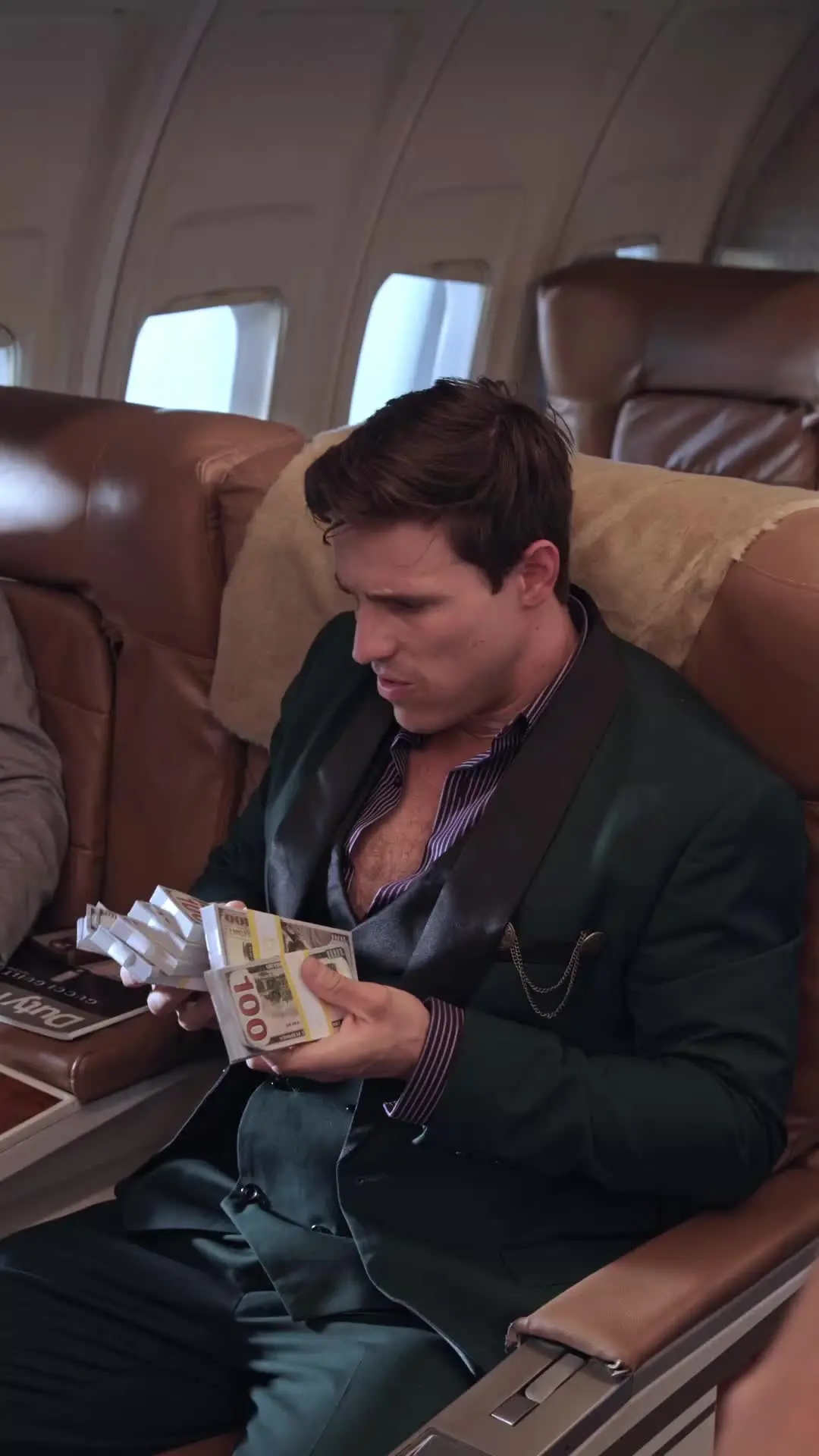 Episode 17 of The Hidden Billionaire in First Class