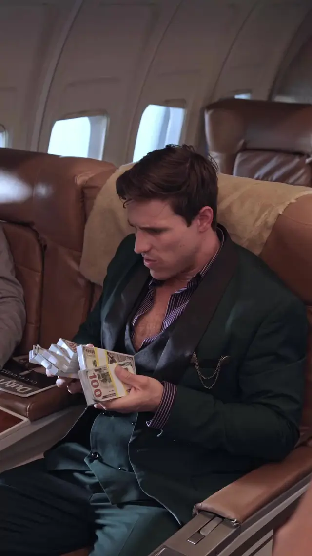 Episode 17 of The Hidden Billionaire in First Class