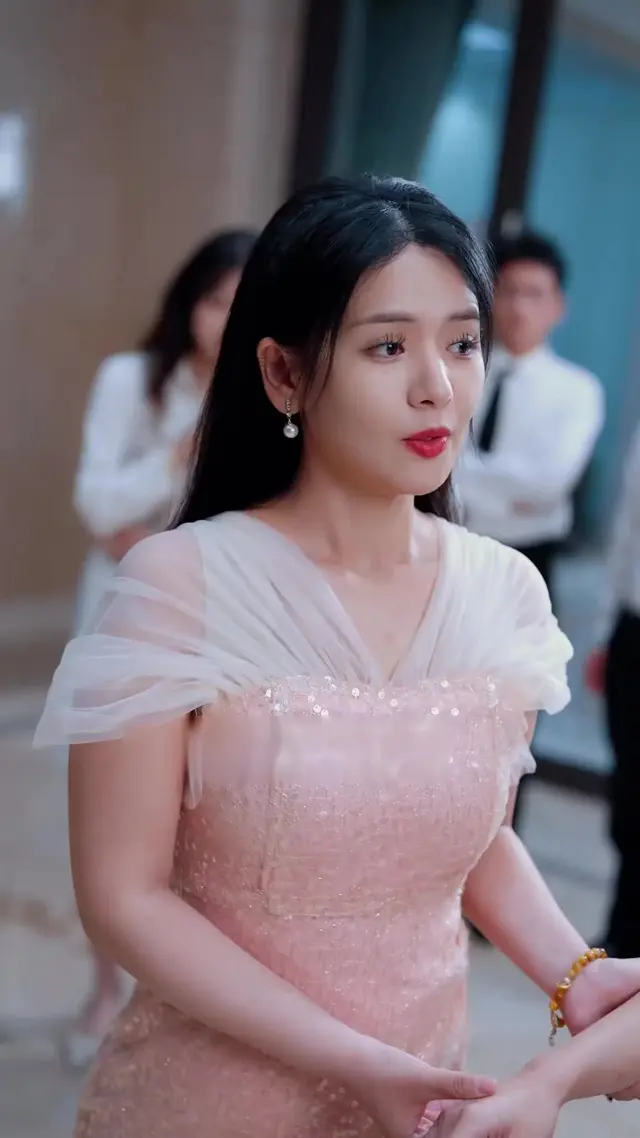 Episode 11 of The Hidden Tycoon’s Wife