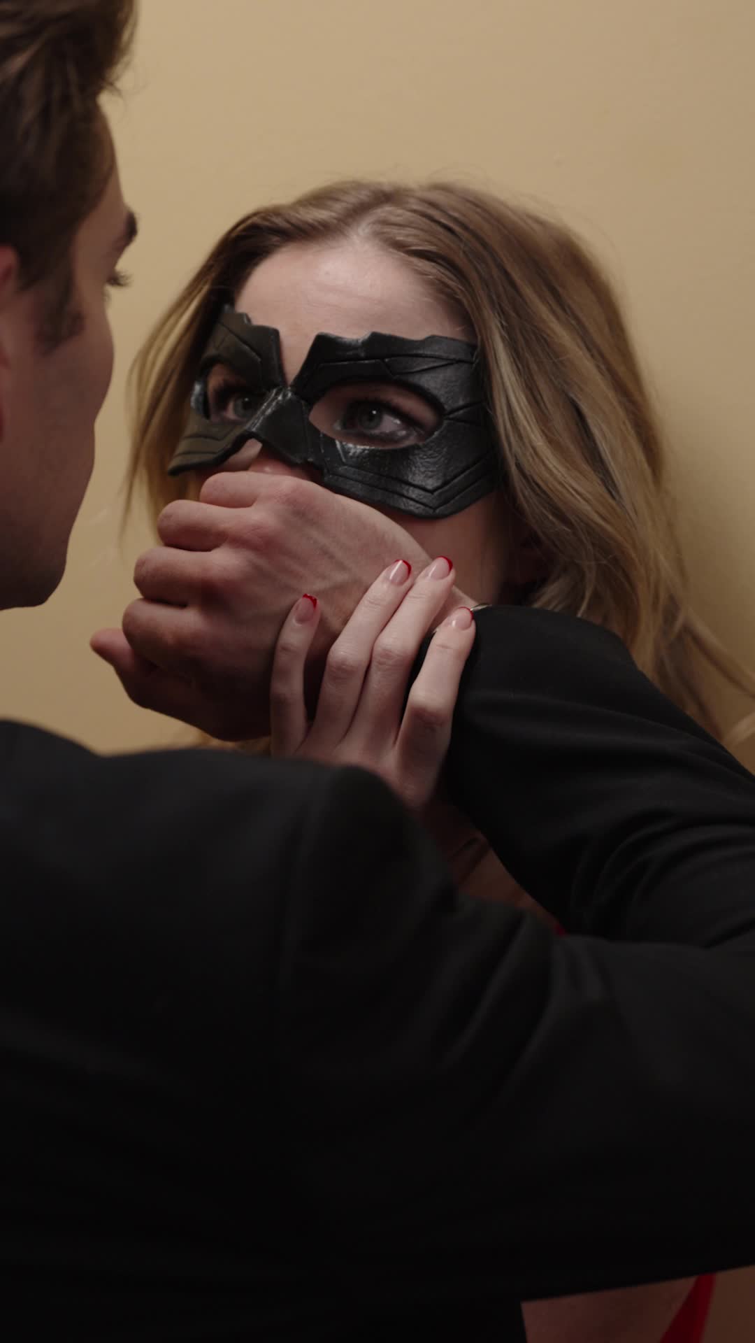 Episode 6 of The Hitwoman