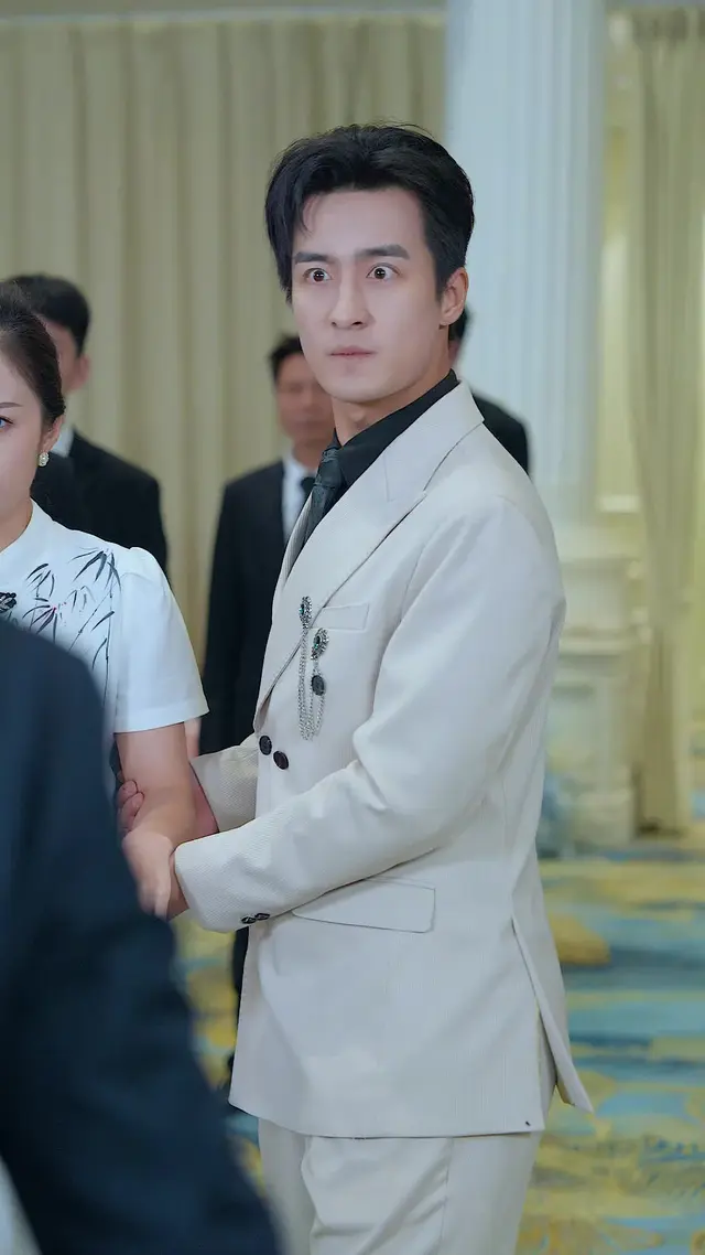 Episode 14 of The Housewife Was Their Legendary Professor