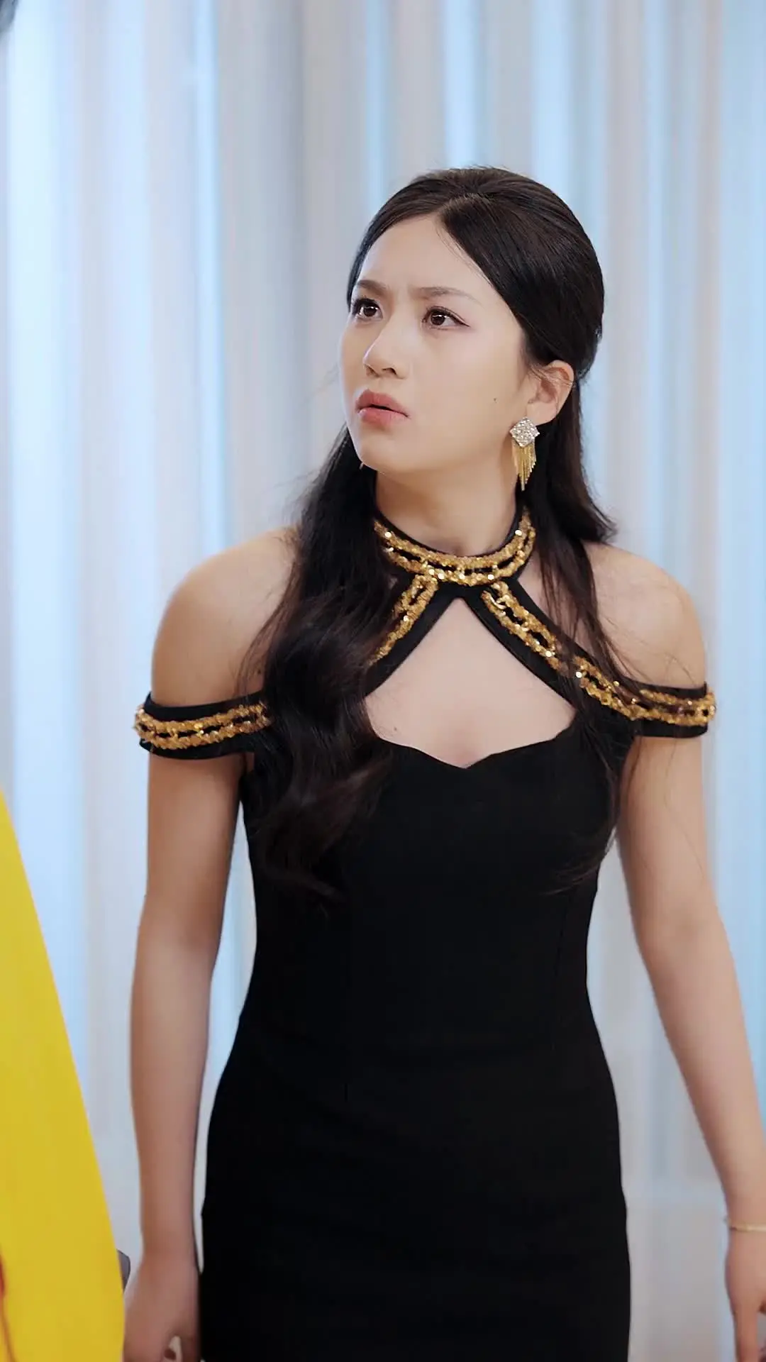 Episode 9 of The Husband Delivered by Fate