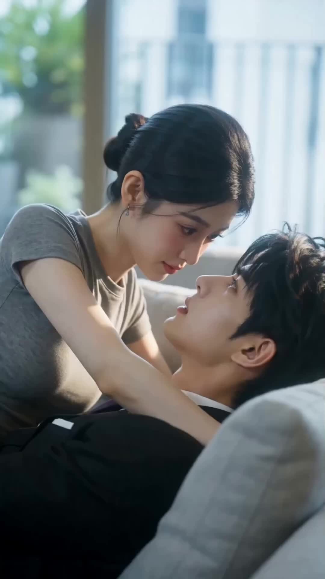 Episode 22 of The Landlady and Her "Broke" Husband