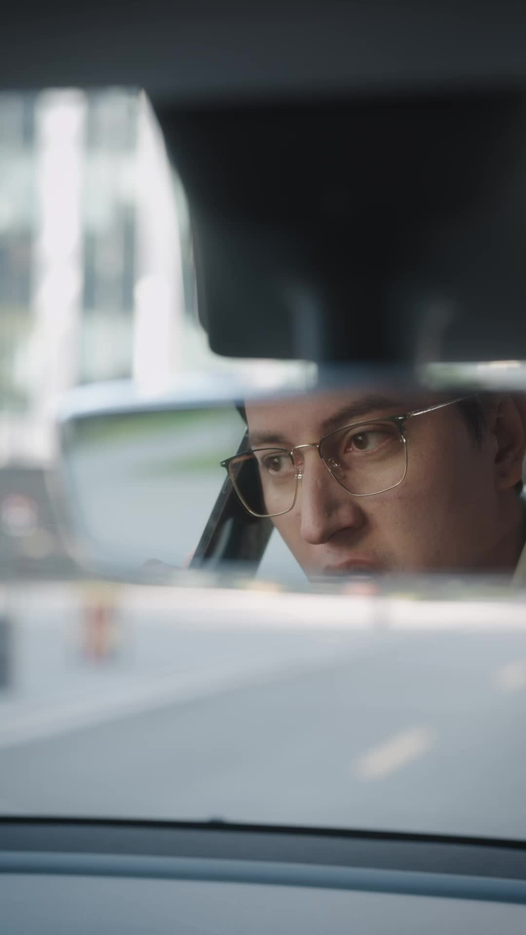 Episode 16 of The Mafia Boss Has a Gun, Darling Don't Run