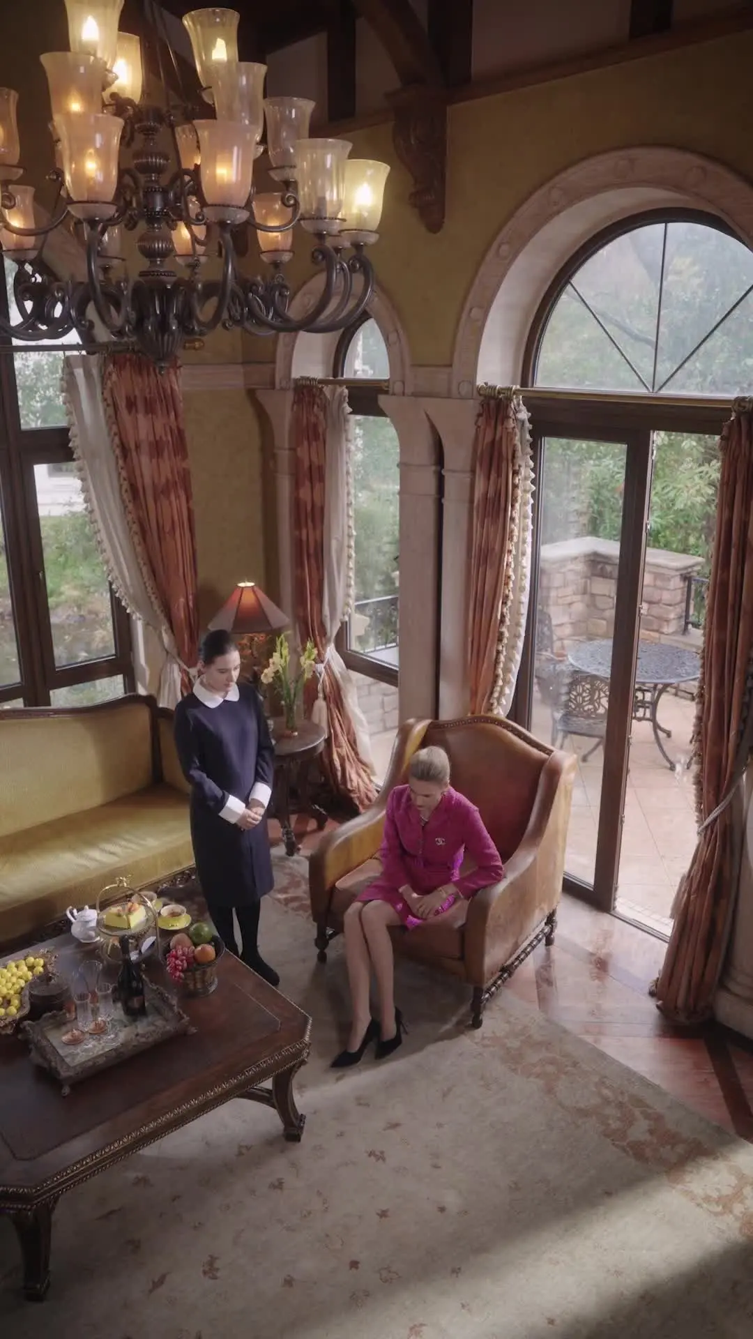 Episode 46 of The Mafia Boss Has a Gun, Darling Don't Run