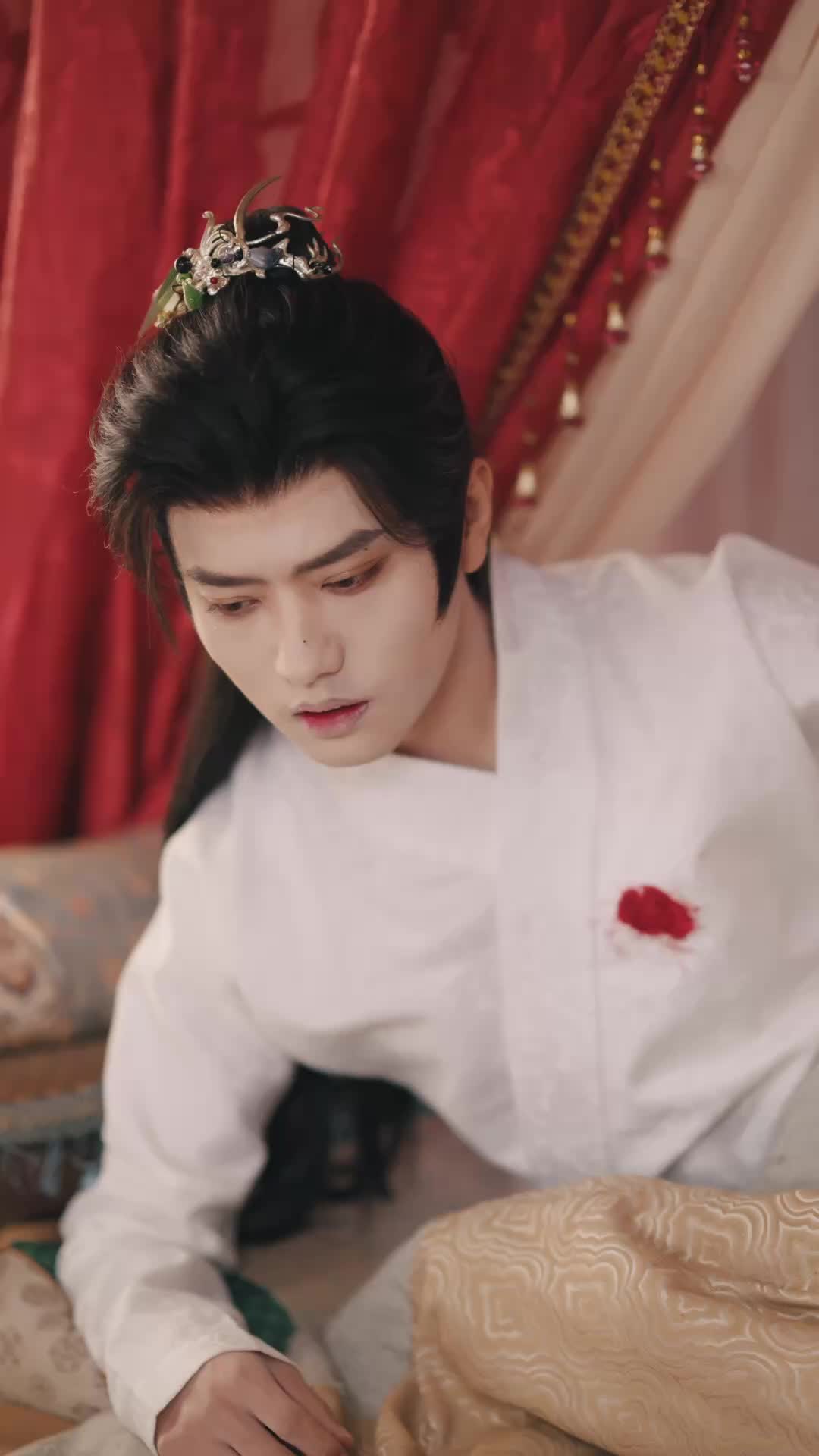 Episode 34 of The Mystic Healer Who Rules the Realm
