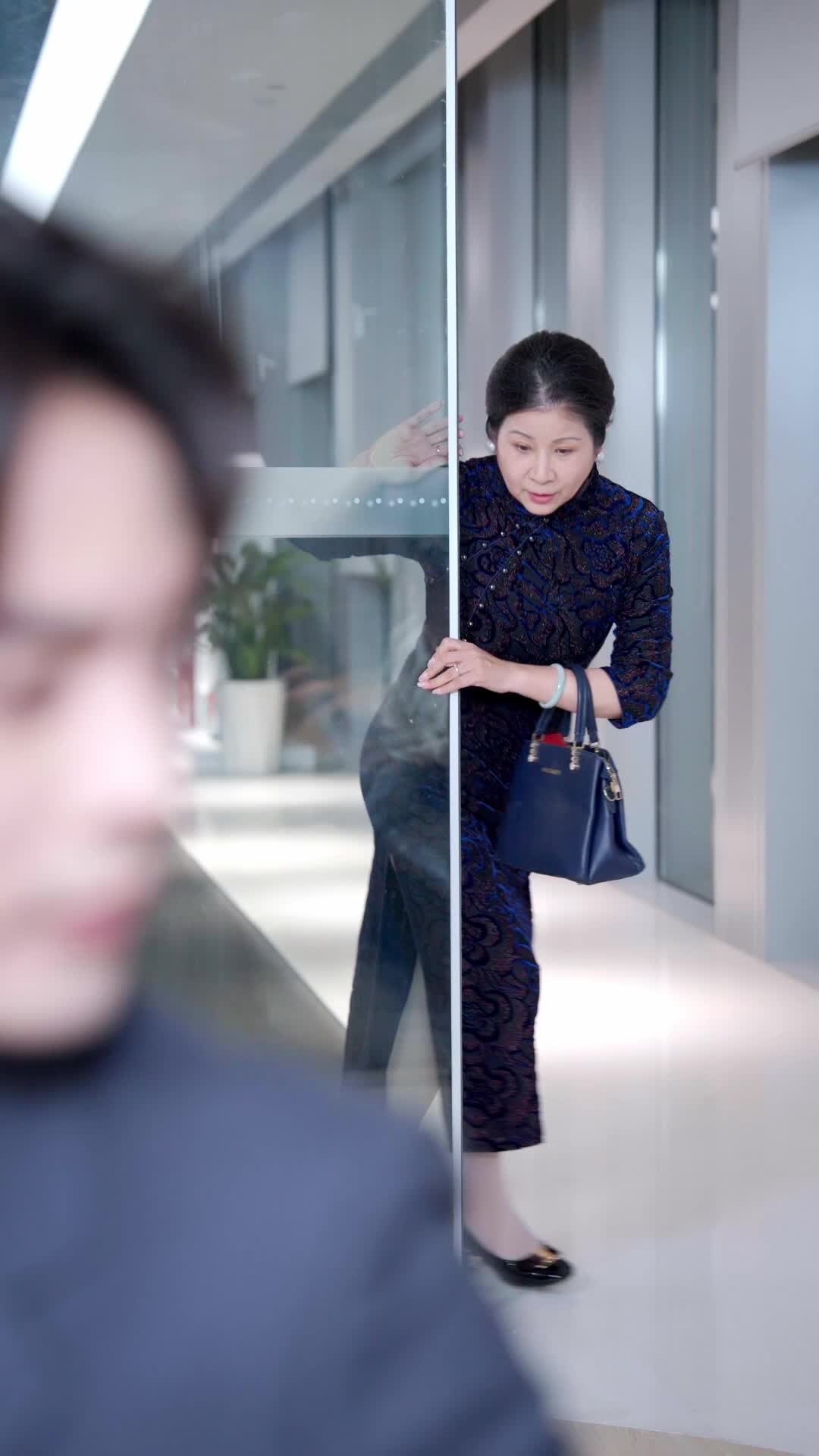 Episode 17 of The Power of Love: A Disabled Tycoon's Heart