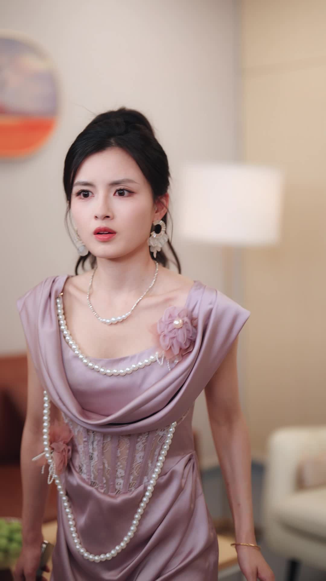 Episode 33 of The Pregnant Heiress Takes It All