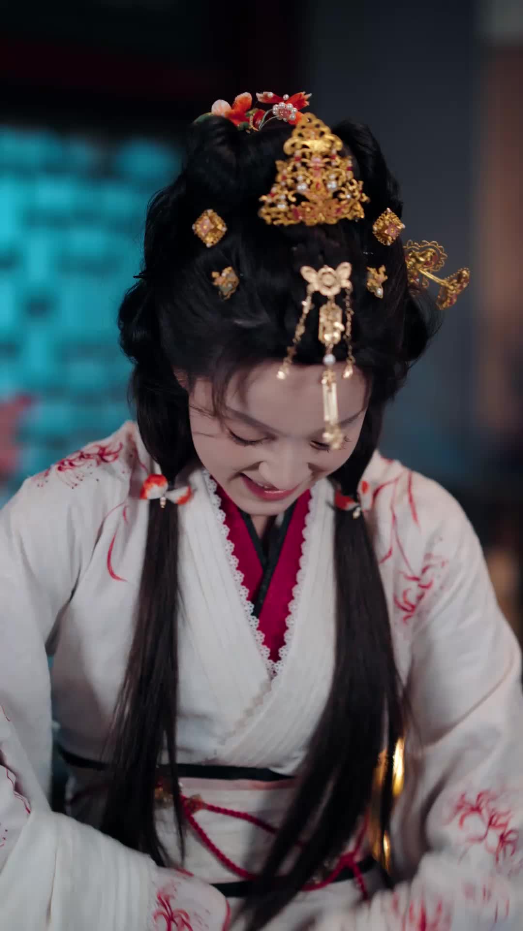 Episode 37 of The Prince and His Precious Vixen