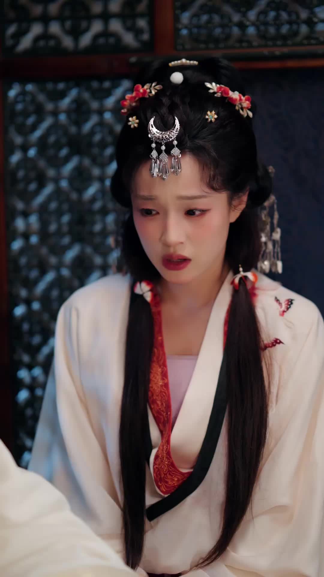 Episode 7 of The Prince and His Precious Vixen