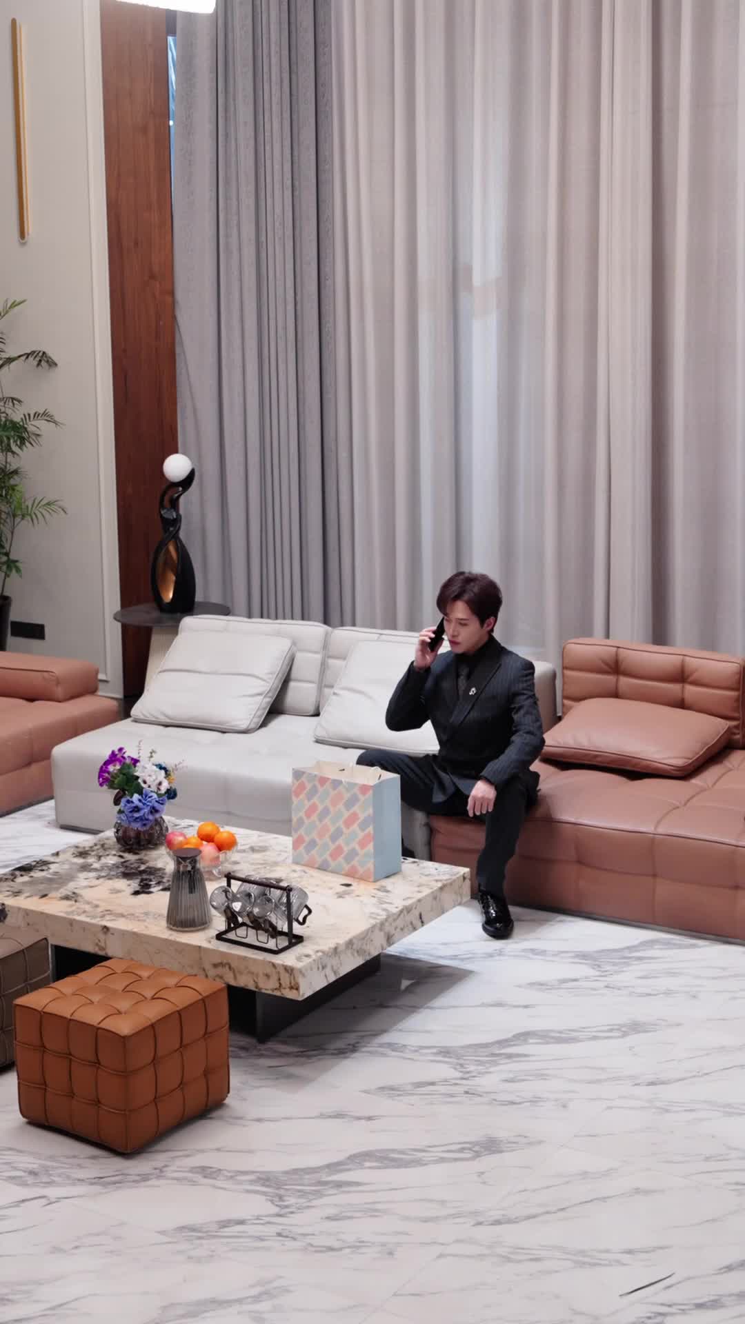 Episode 34 of The Real Heiress in the Shadows