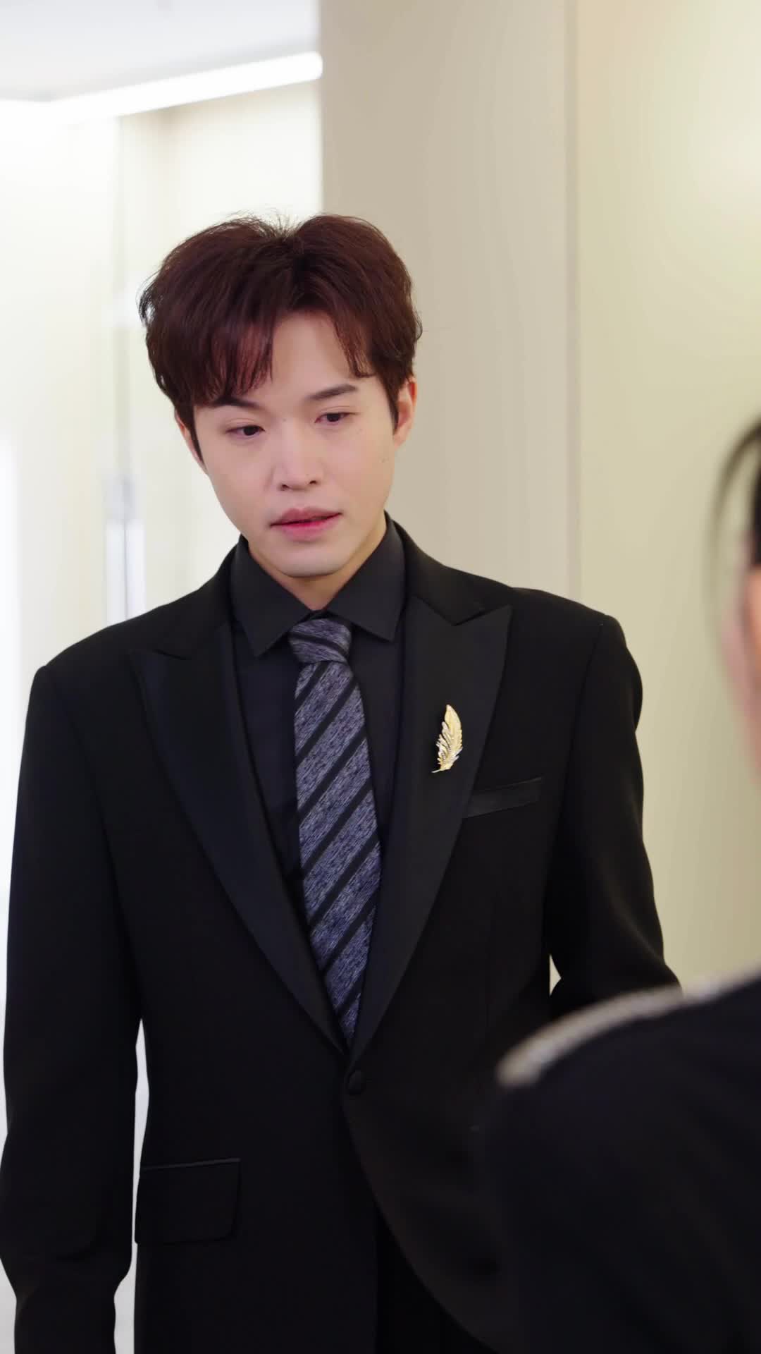 Episode 49 of The Real Heiress in the Shadows