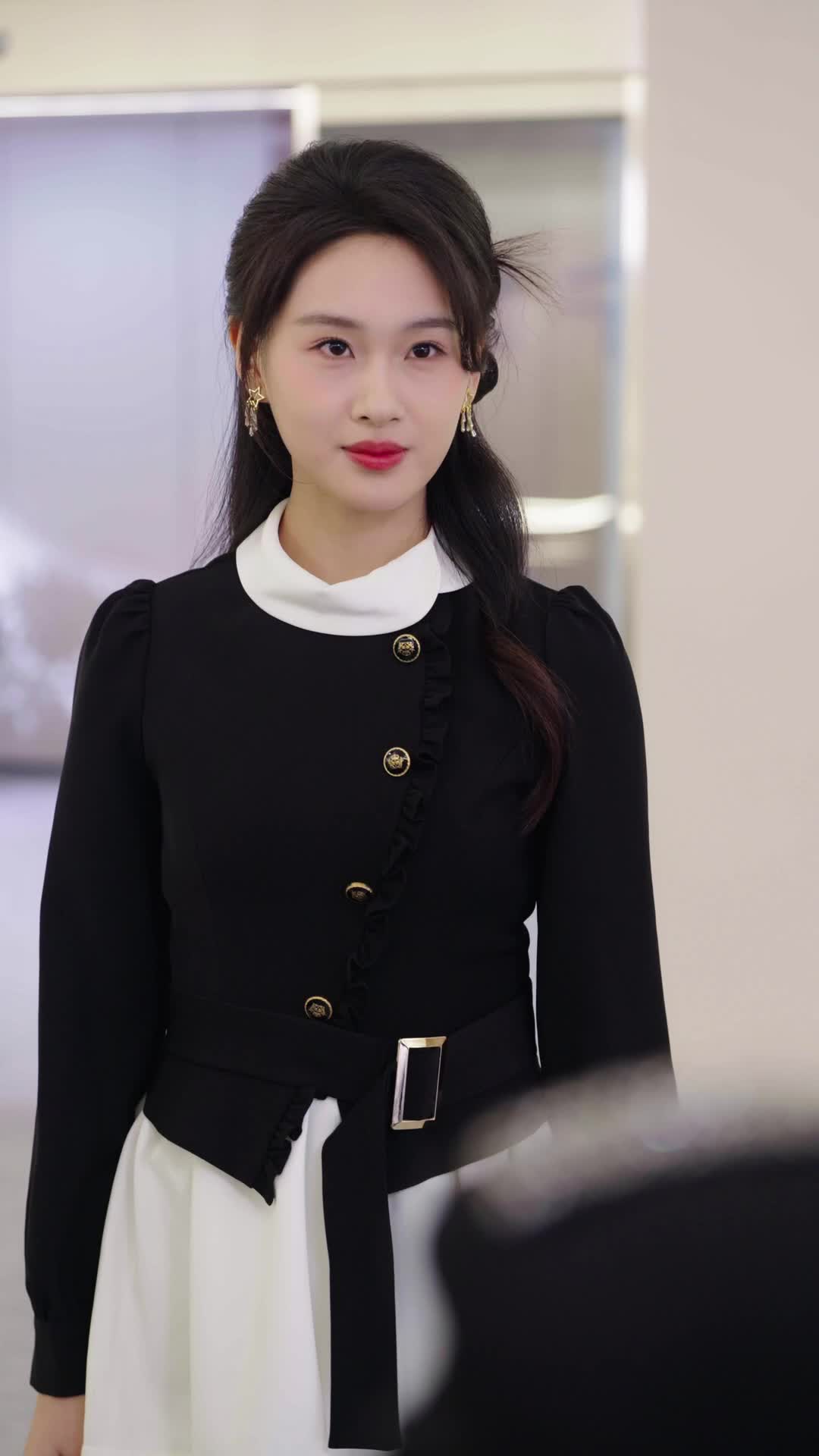 Episode 50 of The Real Heiress in the Shadows