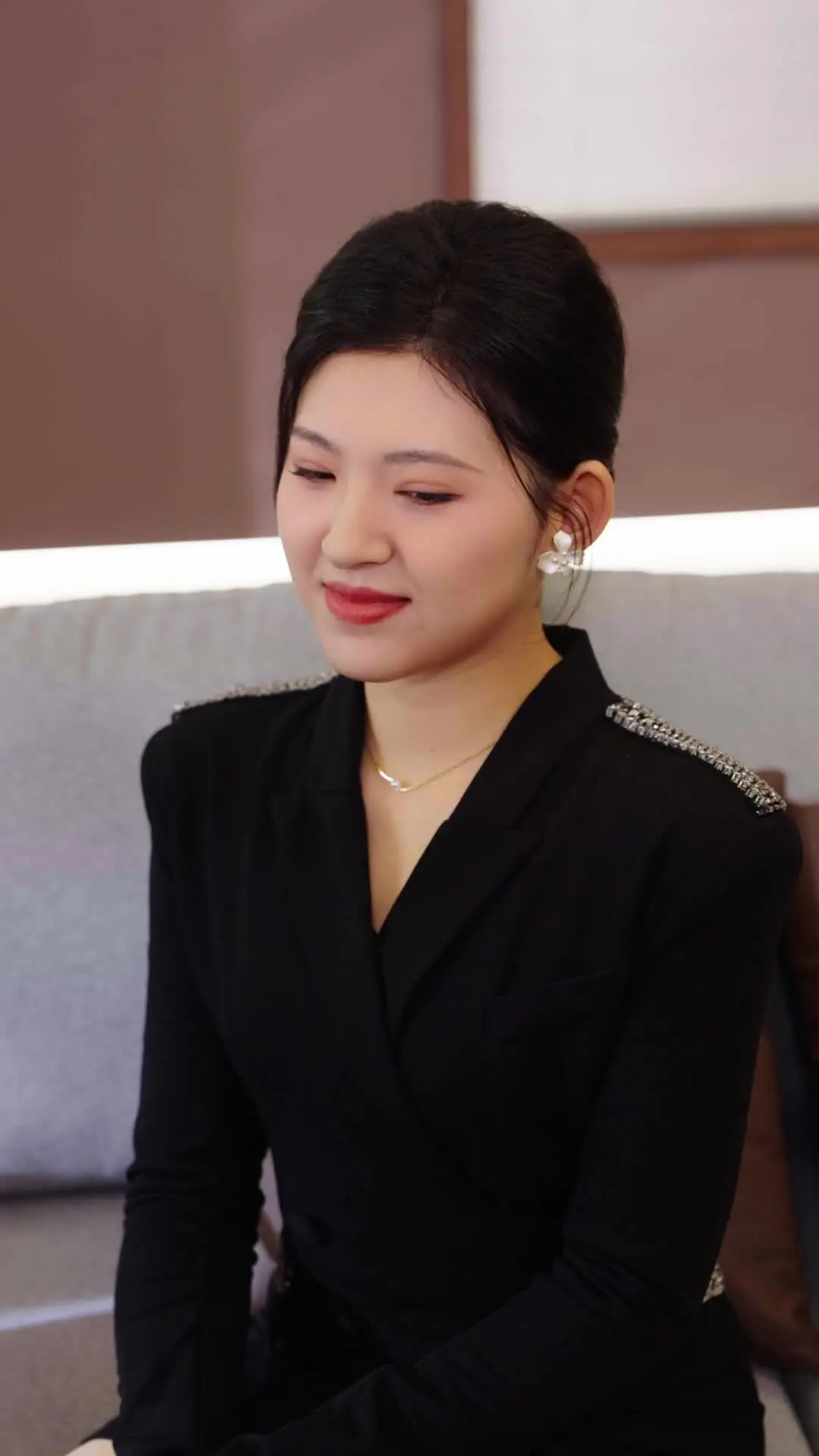 Episode 51 of The Real Heiress in the Shadows