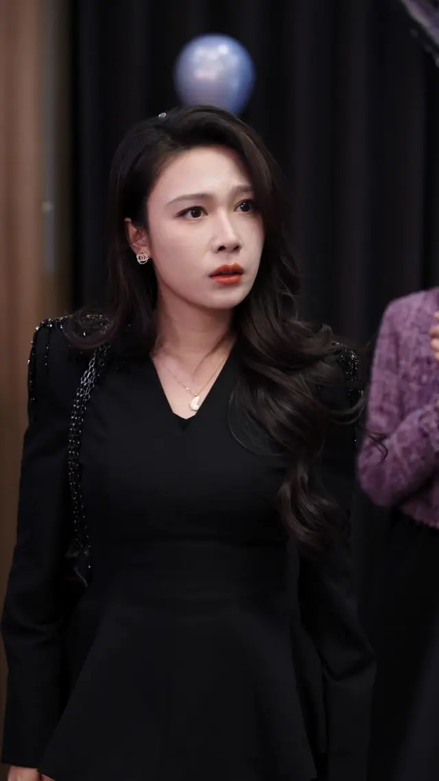 Episode 6 of The Real Heiress in the Shadows