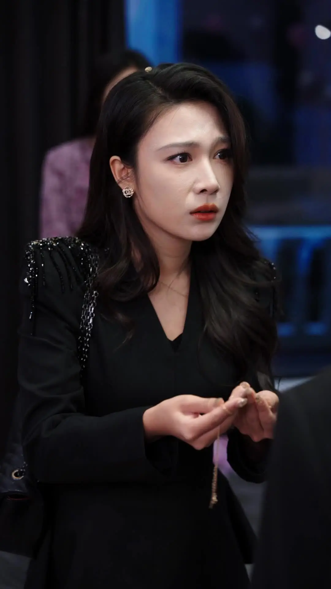 Episode 8 of The Real Heiress in the Shadows