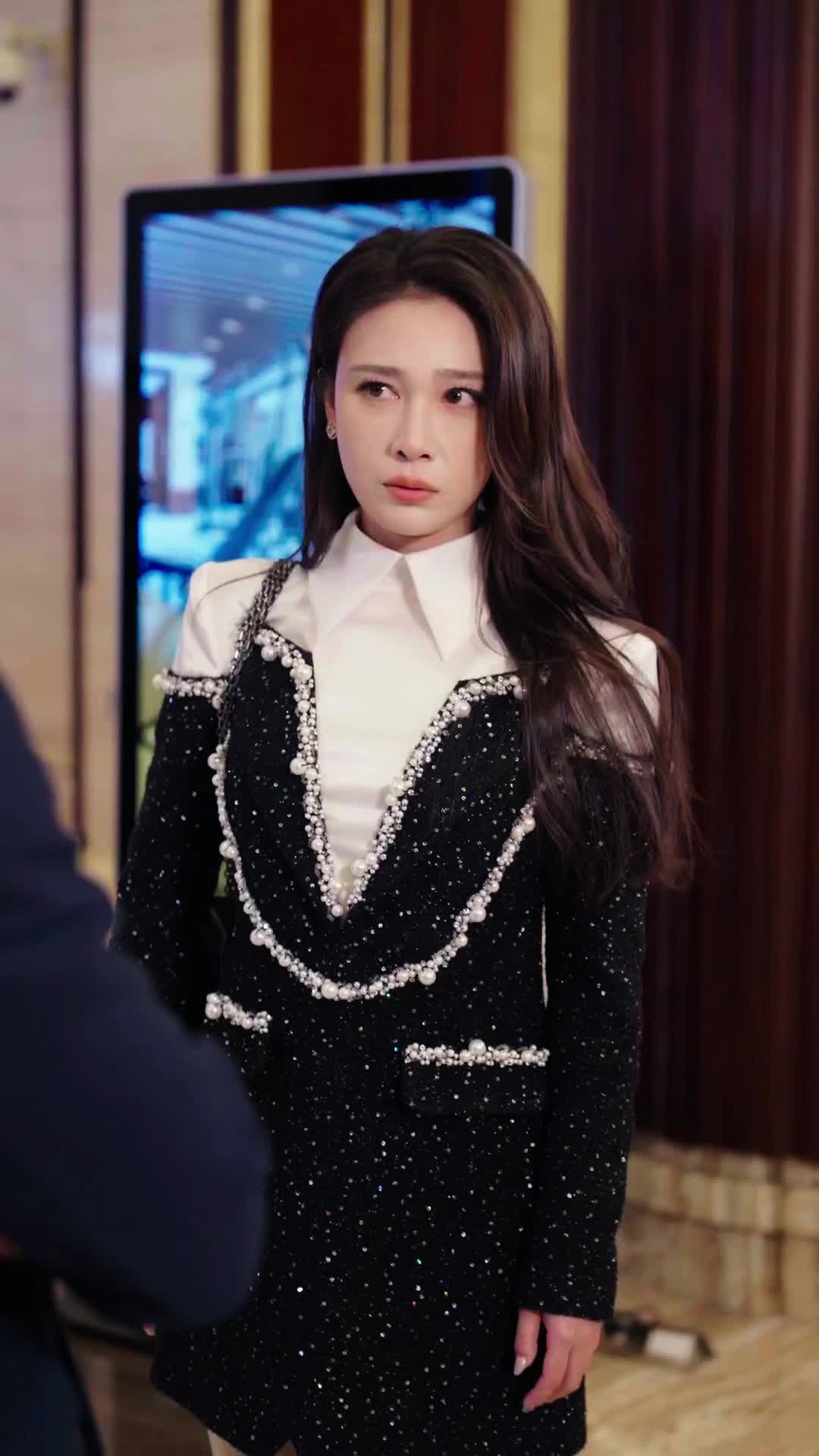 Episode 90 of The Real Heiress in the Shadows