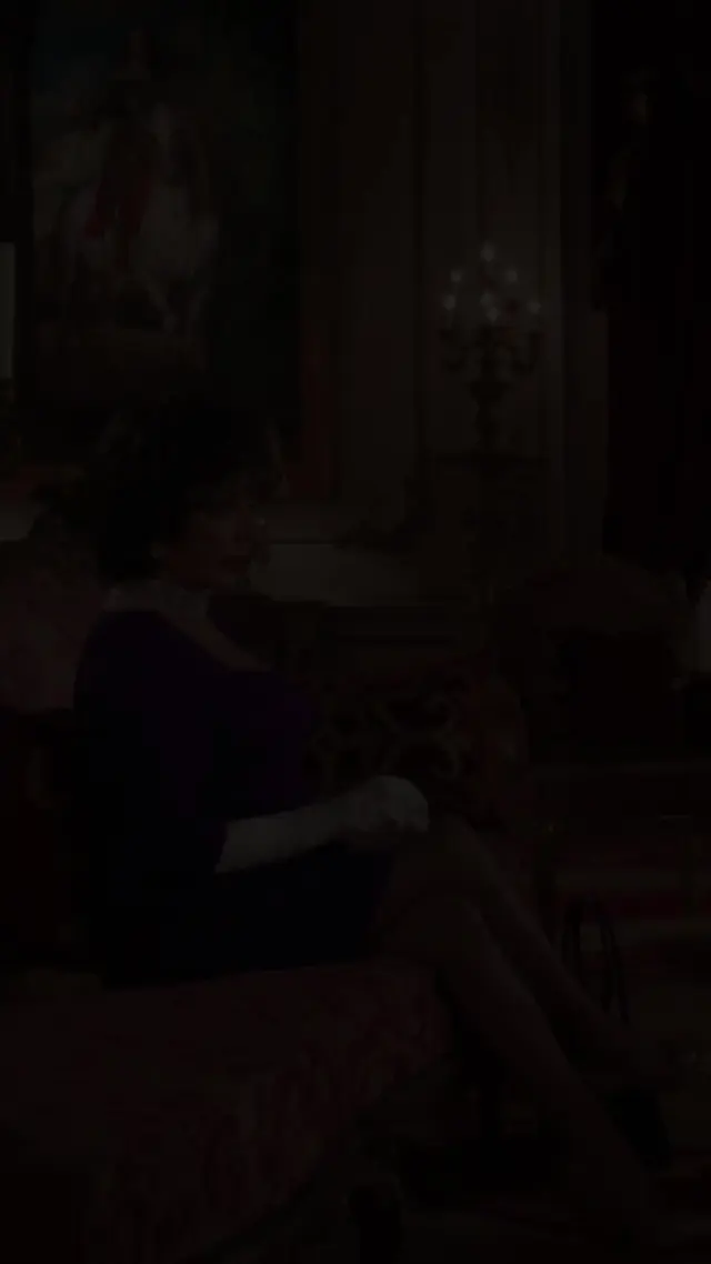 Episode 124 of The Royals
