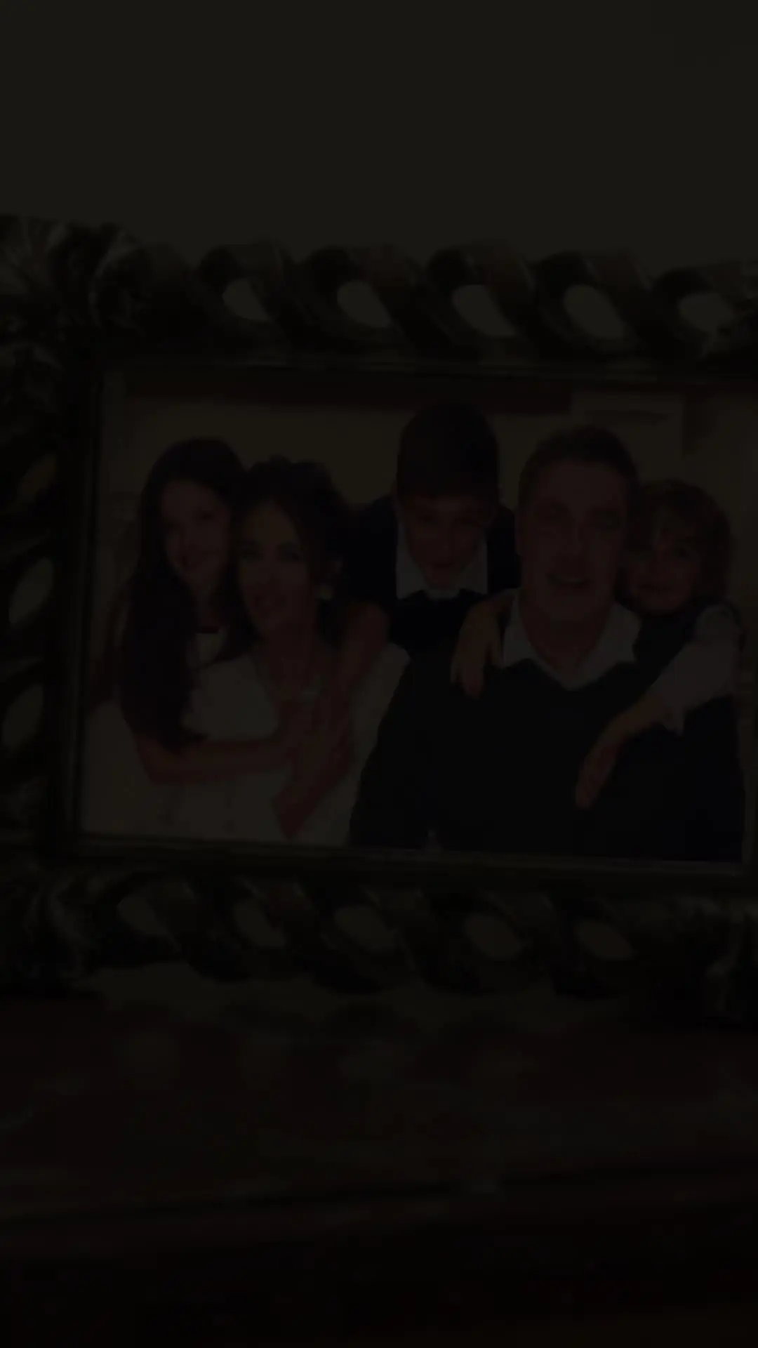 Episode 132 of The Royals