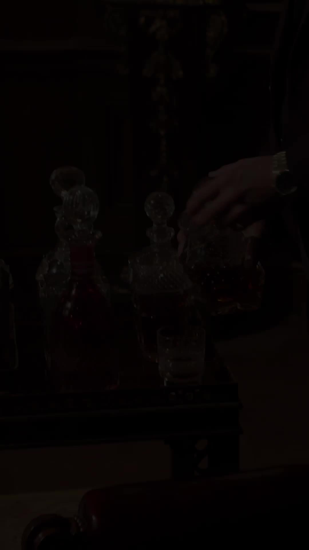 Episode 168 of The Royals