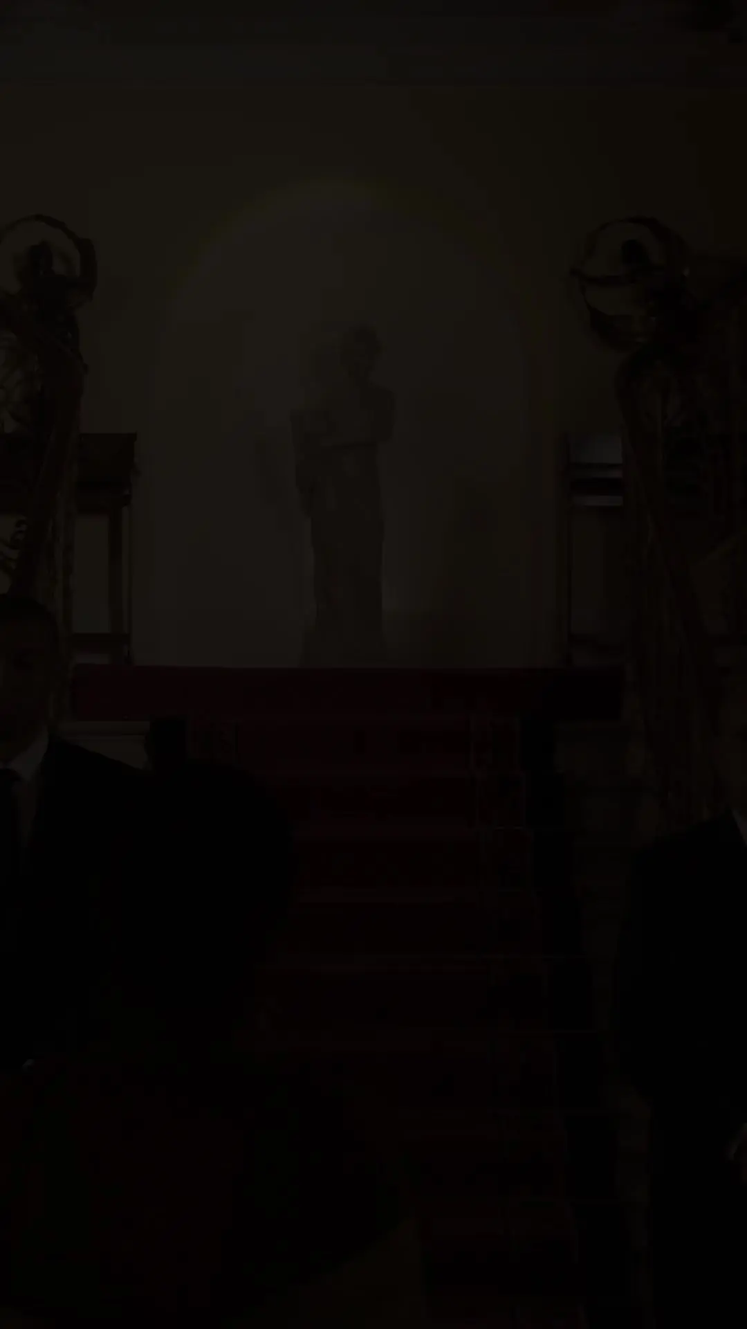 Episode 84 of The Royals