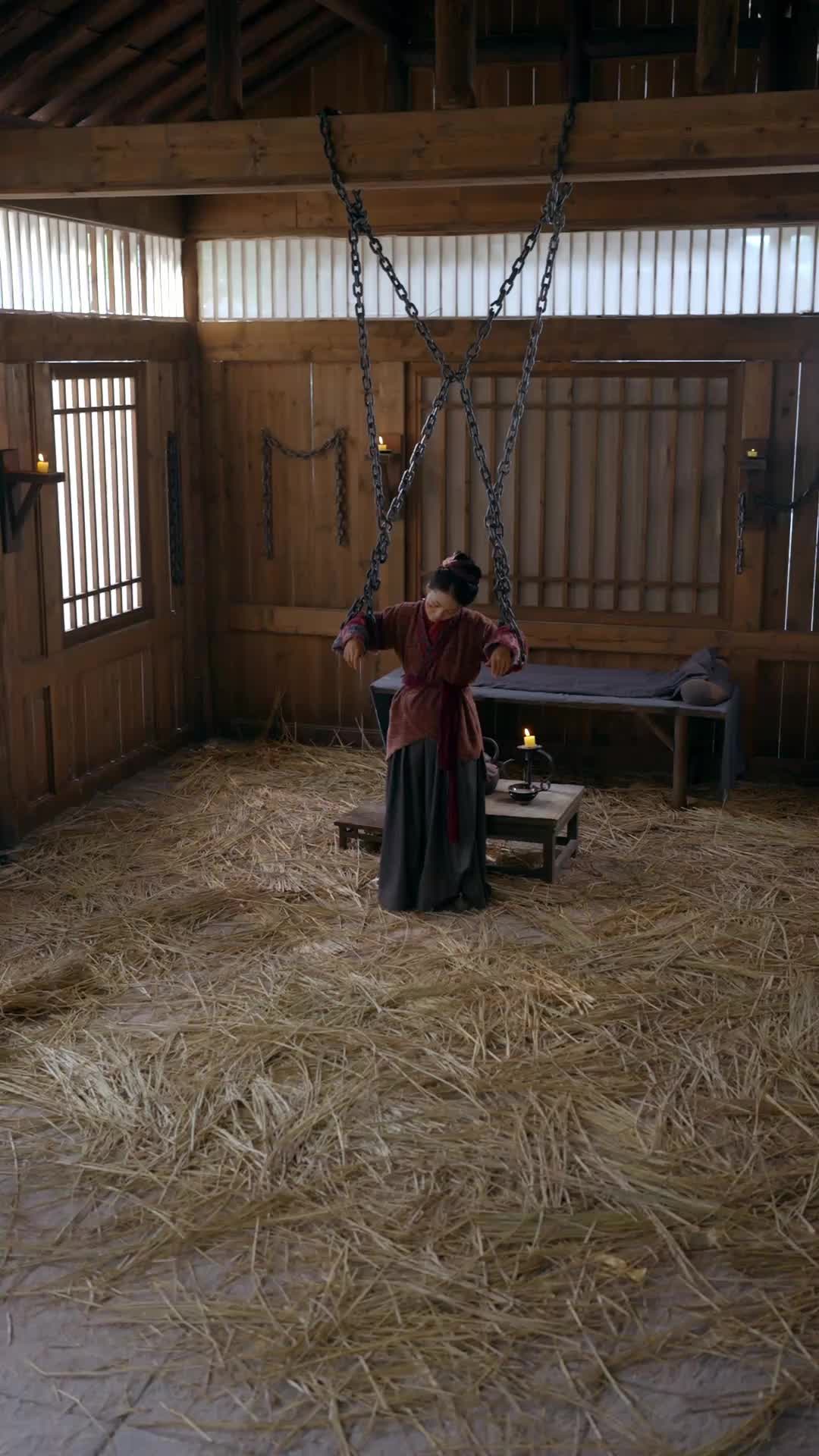 Episode 18 of The Serpent Lord Wraps Her Close