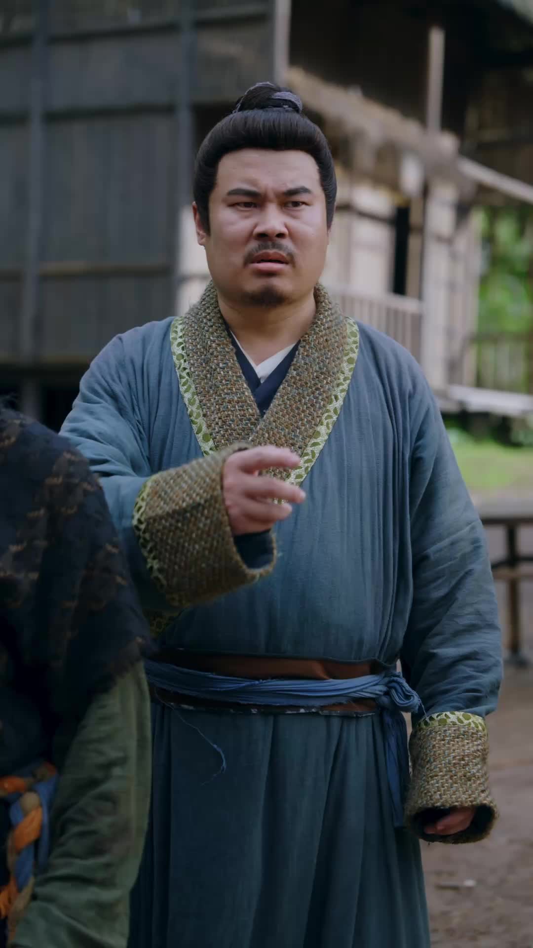 Episode 28 of The Serpent Lord Wraps Her Close